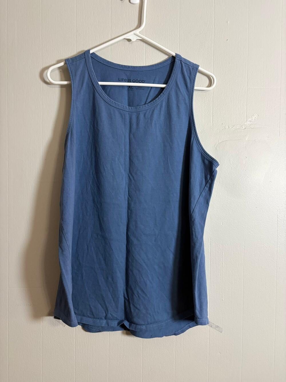 Life Is Good Women's Solid Blue Crusher Sleeveless Shirt Size XL EUC